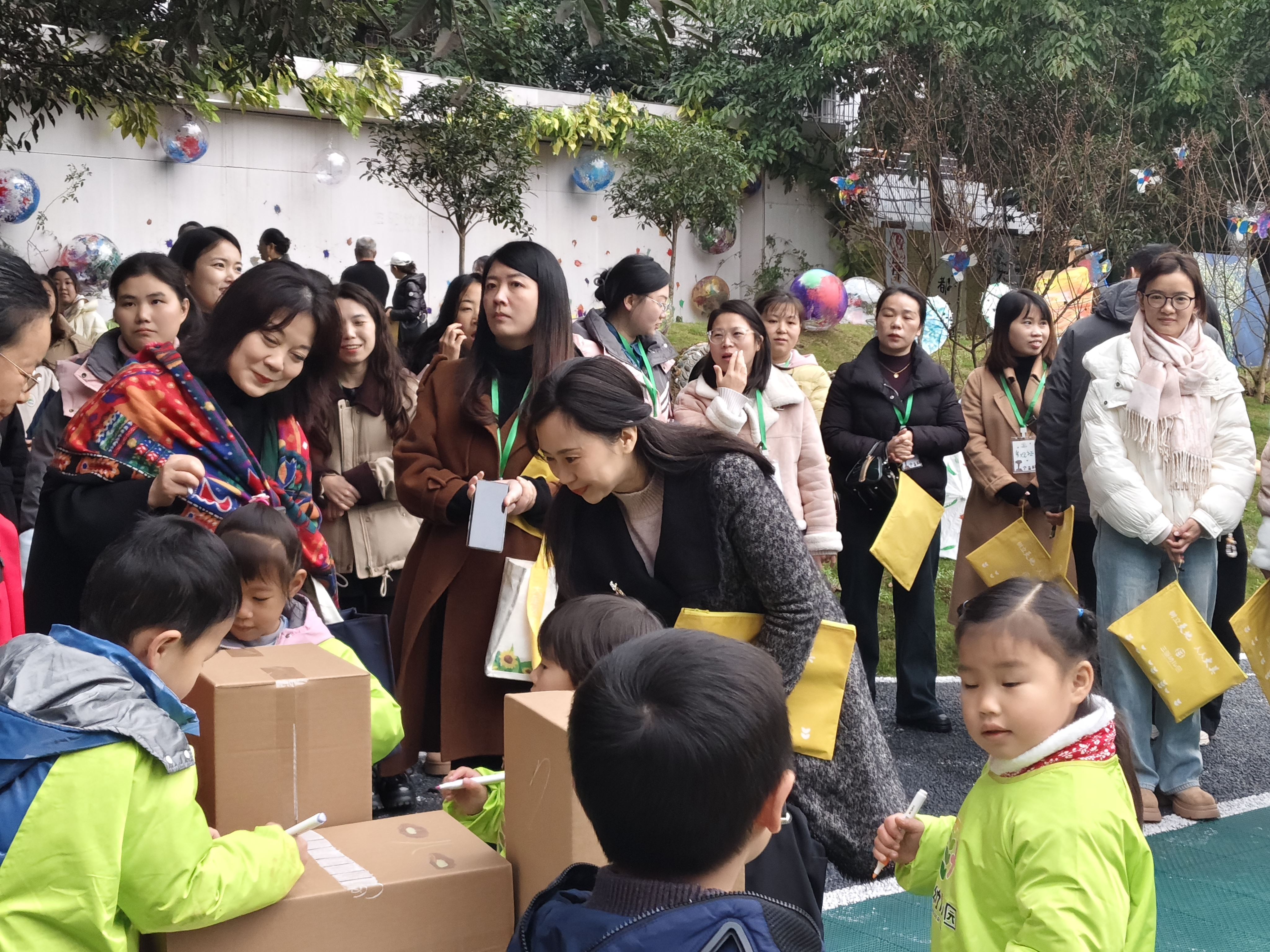 探儿童视角 解美育密码 大足区龙岗幼儿园教共体联合教研活动圆满举行