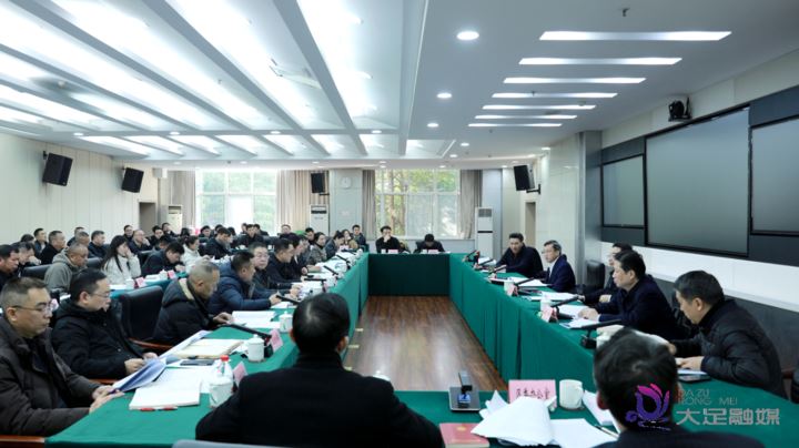 徐晓勇：抢抓风口补短板聚力强链促升级全力打造西部新能源摩托车产业集群